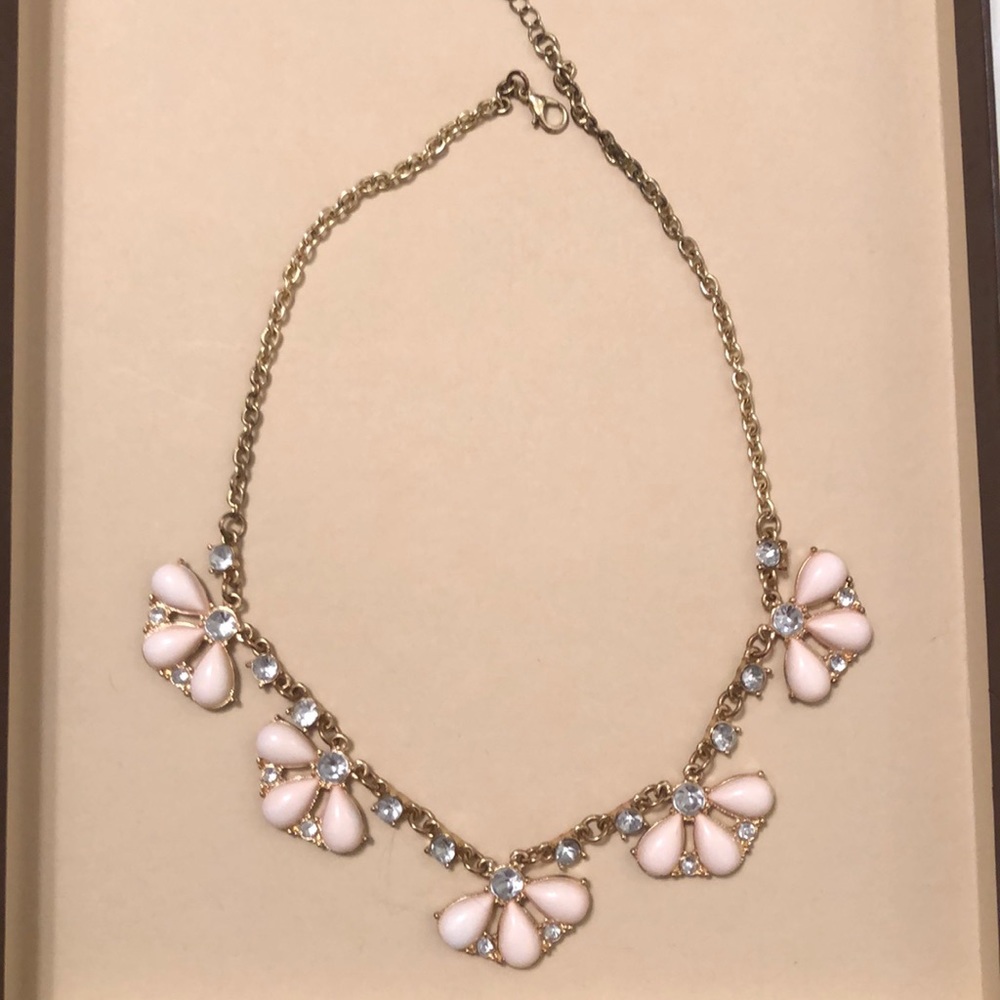 Francesca’s Collection Necklace- Pale Pink